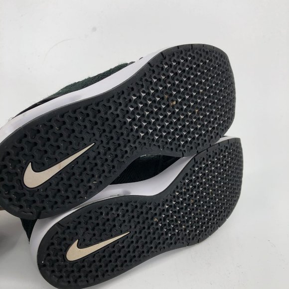 Nike Black Stefan Jonoski Air Athletic Shoes | Perfect for Any Occasion - Picture 2 of 6